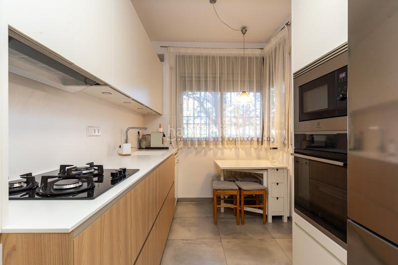 Foto a41db1d7-0766-4828-965b-adb92ab6704e. Casa a schiera con riscaldamento parcheggio in Coll Favà Sant Cugat del Vallès