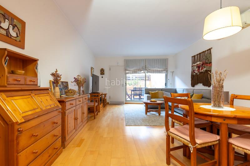 Foto a1221bb7-c9c0-4f84-9a92-2aef3b3900ba. Semi detached house with heating parking in Coll Favà Sant Cugat del Vallès