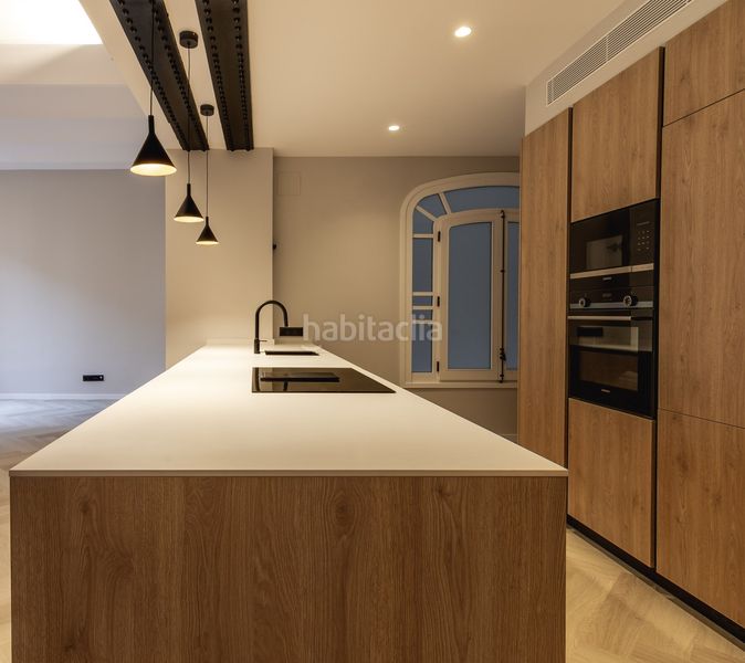 Foto 30c8fb21-e9e1-4c81-935a-d05949f7f462. Pis amb calefacció a St. Pere - Sta. Caterina - El Born Barcelona