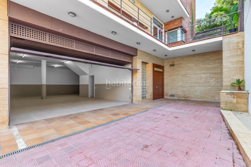 Foto 0a1ac507-7b4b-46e3-8947-9193c584f3b3. Casa amb calefacció aparcament piscina a Valldoreix Sant Cugat del Vallès