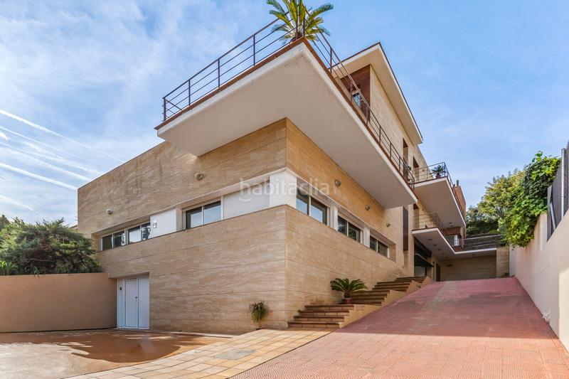 Foto 2415b205-6401-4366-9bc1-c371152c0061. House with heating parking pool in Valldoreix Sant Cugat del Vallès