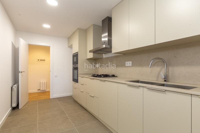 Foto d9e743f3-cc07-4b39-b927-53c4e8c08896. Appartamento con riscaldamento parcheggio piscina in Sant Cugat del Vallès