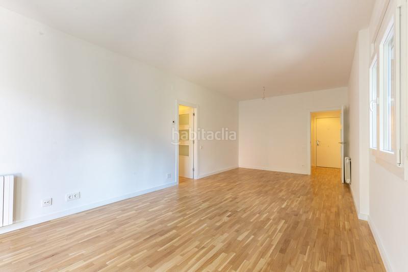 Foto 0b813e10-3d55-468f-a8db-12106f7c9ba2. Etagenwohnung mit heizung parking pool in Parc Central Sant Cugat del Vallès