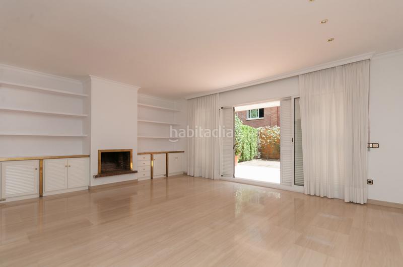 Foto 665a33ca-35da-4f89-a78c-094c2cf2a142. Rent semi detached house with heating parking in Centre Sant Just Desvern