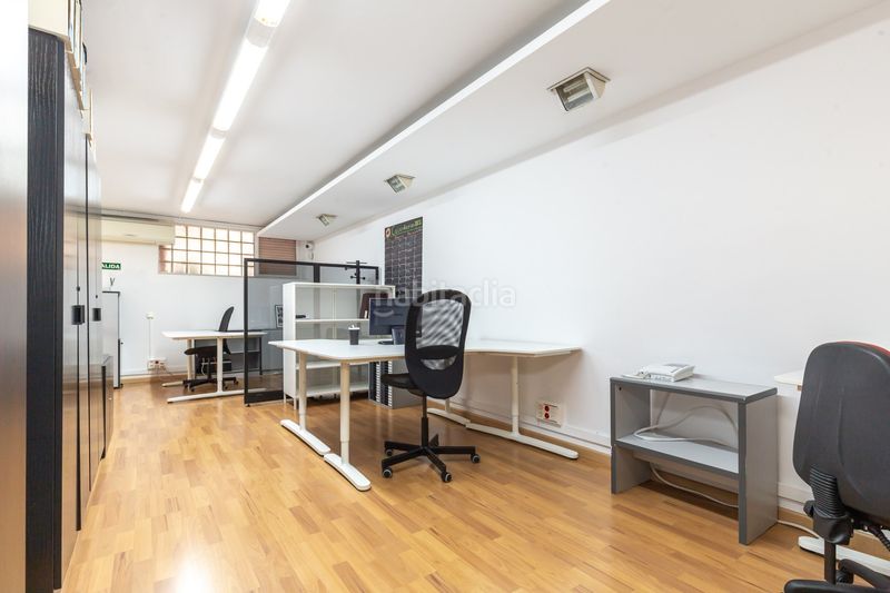 Foto 8b4cd818-2989-4294-86fc-60020d4279fb. Local comercial a El Gall Esplugues de Llobregat