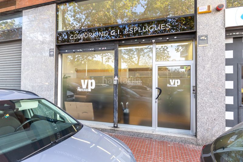 Foto 91e655f0-8e88-4d60-929d-ff9e13093859. Local comercial a El Gall Esplugues de Llobregat