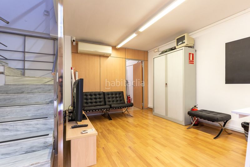Foto a6006095-3c3a-4e9c-aff5-8cd0c0889597. Local comercial a El Gall Esplugues de Llobregat