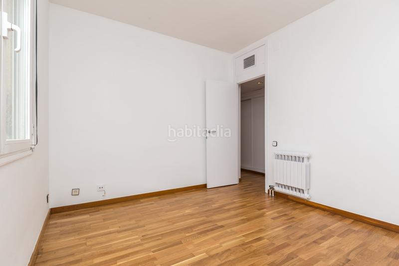 Foto 58cc783b-d7bc-4b4d-bd81-586110a700b2. Location appartement avec chauffage parking dans Putget - Farró Barcelona