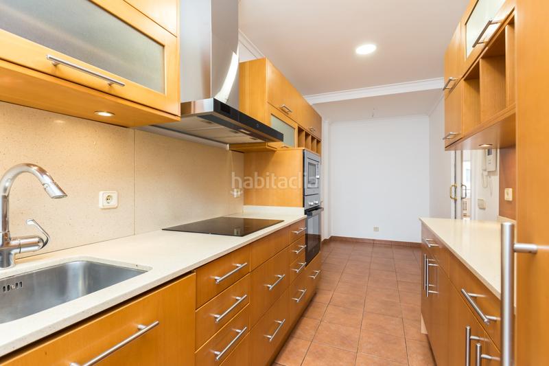 Foto a10b3495-f169-48bf-af7c-d63a043c4f7c. Location appartement avec chauffage parking dans Putget - Farró Barcelona
