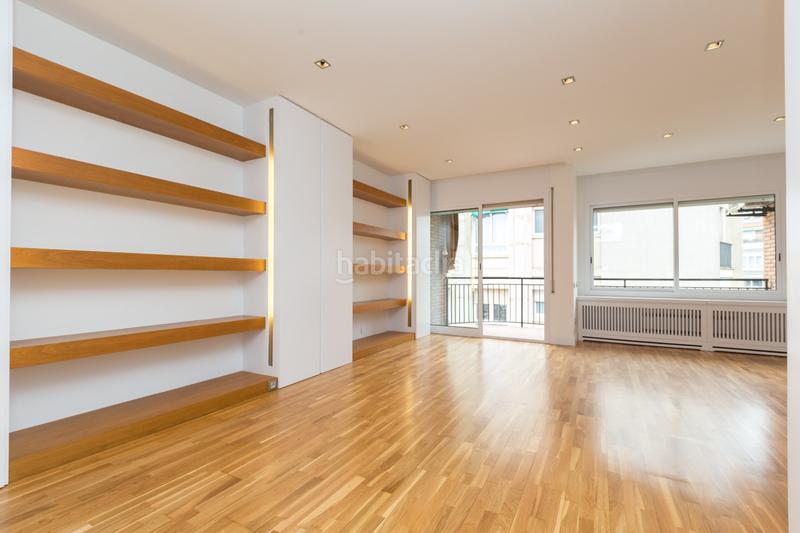 Foto 0abda7d9-24aa-4256-9b28-f078b6c3e4bd. Alquiler piso en Putget - Farró Barcelona