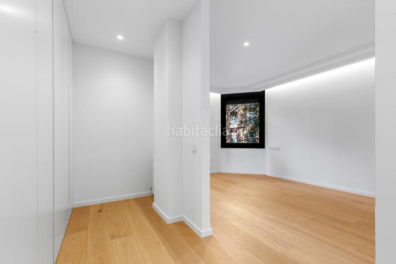 Foto b1cd2fff-6a60-4c14-8f65-4a086a6a1ef7. Etagenwohnung mit heizung parking in Tres Torres Barcelona