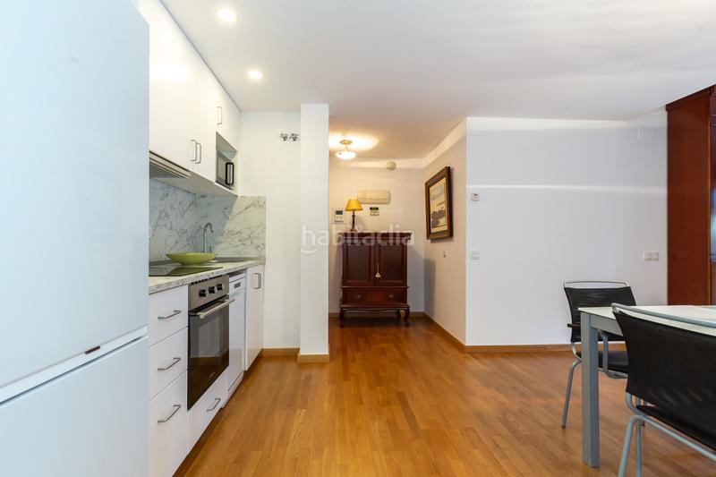 Foto 1706e297-d0f3-476f-a2d0-ba00caf6c2fc. Affitto piano terra con riscaldamento piscina in Centre Esplugues de Llobregat