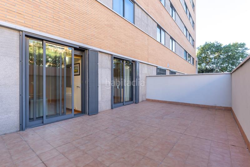 Foto 9e06abdb-bbd5-48aa-b6bf-ffc471d456ee. Affitto piano terra con riscaldamento piscina in Centre Esplugues de Llobregat