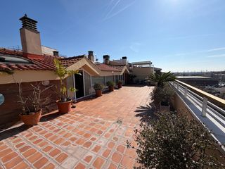 Miete Dachwohnung  Marquesa de castellbell