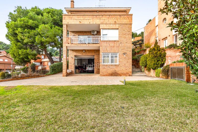 Foto ed3a3d80-c4fd-4c97-a409-b94520dbfbad. Casa amb calefacció aparcament a La Plana-Bellsoleig Sant Just Desvern
