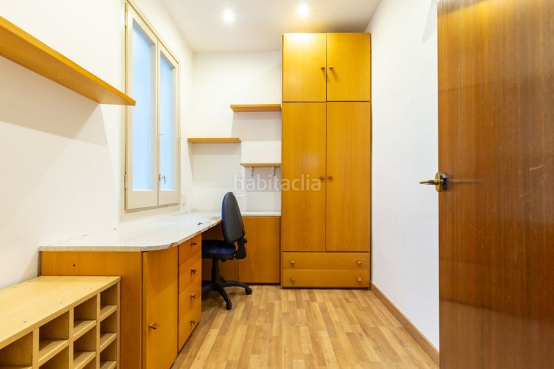 Foto 968610ea-3e3e-4508-8fb2-bfbc72bc10a3. Pis amb calefacció aparcament a Baix Guinardó Barcelona