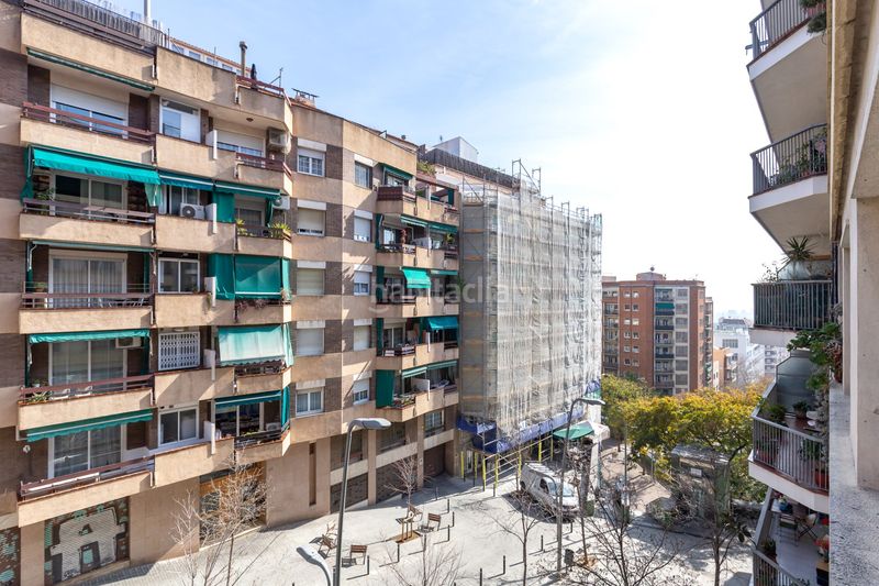 Foto cc3b42b9-c5a5-4b99-9339-8873ff619b4d. Pis amb calefacció aparcament a Baix Guinardó Barcelona