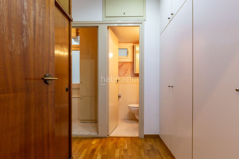 Foto d4a96e41-d270-4a01-9b38-04e9b677ce53. Pis amb calefacció aparcament a Baix Guinardó Barcelona