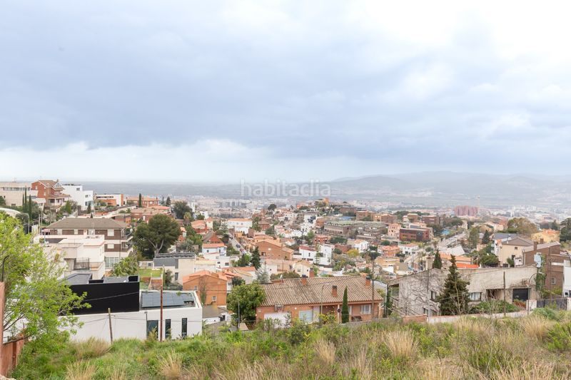 Foto 0bd0a955-a144-488c-8af7-208ba50b4771. Terreno residencial en La Miranda Esplugues de Llobregat