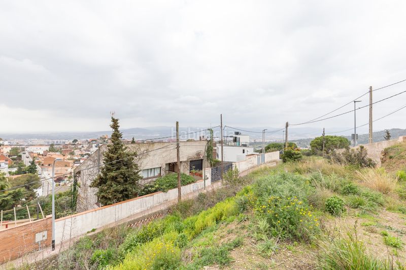 Foto 23536564-2c23-4a5a-ad1a-44abb4d38534. Terreno residencial en La Miranda Esplugues de Llobregat