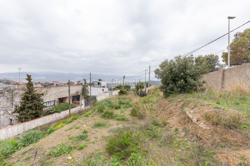 Foto f994efd3-d66a-446d-be20-d3f3732f04dd. Terreno residencial en La Miranda Esplugues de Llobregat