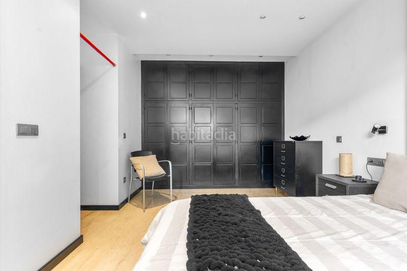 Foto 7aaf6a87-5290-4335-85cc-2c22355e6f9e. Casa amb calefacció piscina a Ciutat Diagonal Esplugues de Llobregat