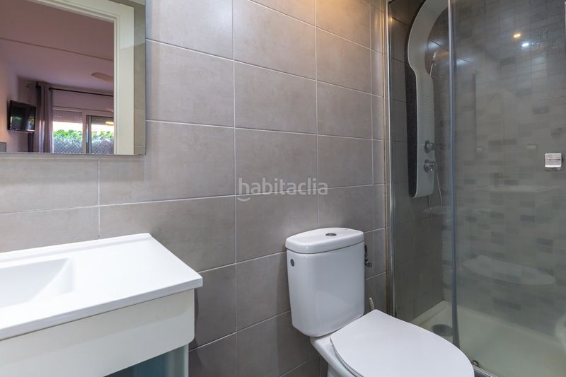 Foto ce3cf1d6-7691-4f77-9e70-44be21839e9c. Planta baixa amb calefacció aparcament piscina a Rubí