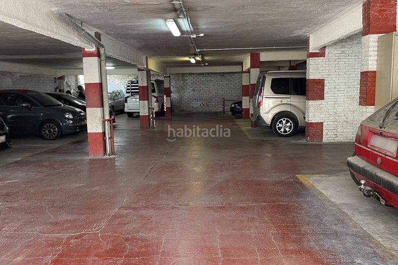 Foto 06cd6ea8-e2fd-44ec-ae01-dff816e49dd4. Aparcament cotxe a Centre Sant Just Desvern