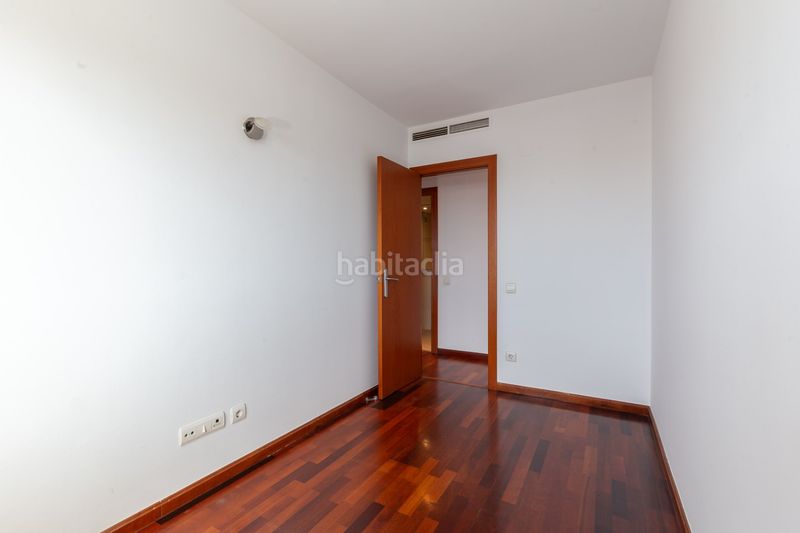 Foto 14504865-4a67-448c-ab9a-a870618ff1a6. Flat with heating parking in Sant Joan-TV3 Sant Joan Despí