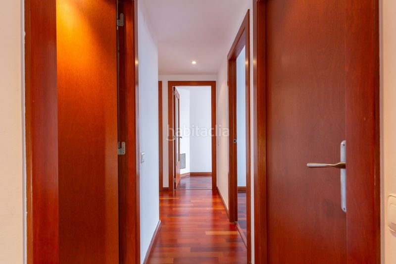 Foto 1d56c427-f127-4e93-bc6b-077bf115d7e6. Flat with heating parking in Sant Joan-TV3 Sant Joan Despí