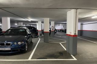 Parking voiture  D"emili juncadella