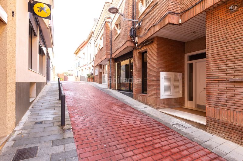 Foto d0ecc888-8354-4ed5-897c-8c6e8cd714ff. Pis amb calefacció aparcament a Centre Sant Just Desvern