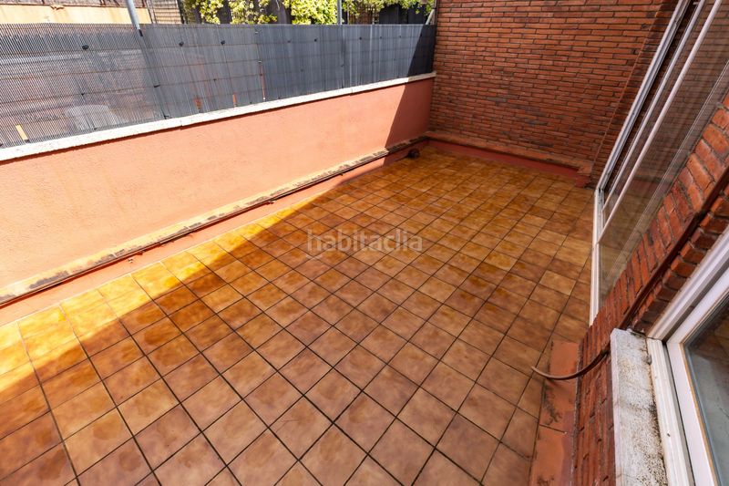 Foto fd48ac72-e97b-4d71-b926-2738003125a7. Pis amb calefacció aparcament a Centre Sant Just Desvern