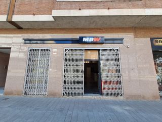 Miete Geschäftsraum  Cornella