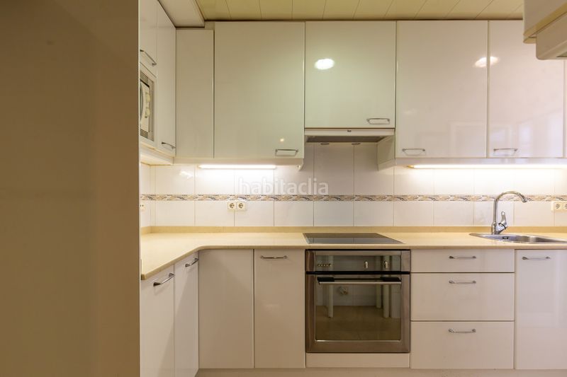Foto e3ce6f88-f466-451c-b978-2c7f3ab01287. Pis amb calefacció a Baix Guinardó Barcelona