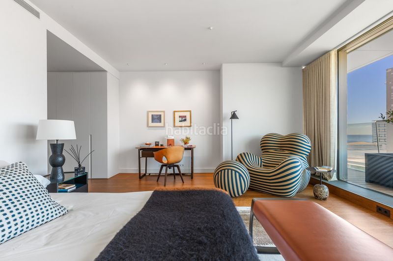 Foto d3bbdbaf-8abc-4cf7-add8-347e1b4c481a. Etagenwohnung mit heizung parking pool in St. Pere - Sta. Caterina - El Born Barcelona