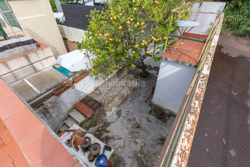 Foto 03b3bb59-0de5-484f-b9ad-2bb5c6dddd2b. Semi detached house with heating parking in Finestrelles Esplugues de Llobregat