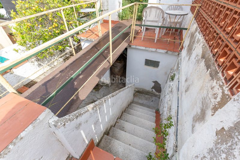Foto 15021b04-35d6-4015-a3e7-36b52a5b3a26. Semi detached house with heating parking in Finestrelles Esplugues de Llobregat