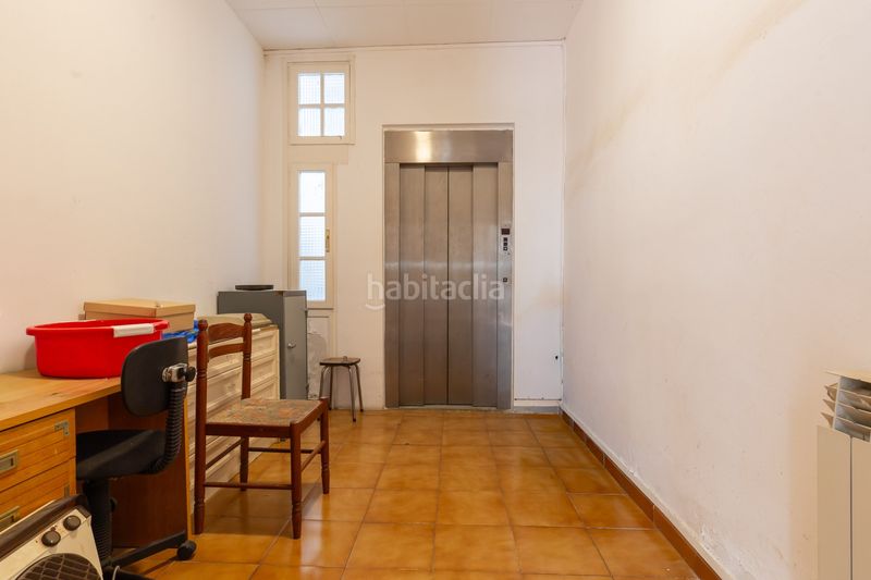 Foto 4351bf83-8b25-4986-b06b-4b8753346f94. Semi detached house with heating parking in Finestrelles Esplugues de Llobregat