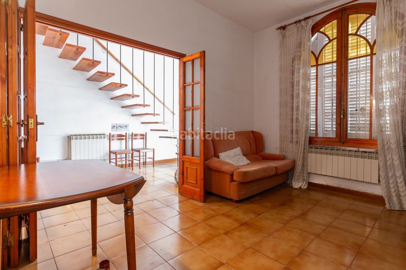 Foto 69ad8b4f-66ee-4559-b962-6aa170cdbcb5. Semi detached house with heating parking in Finestrelles Esplugues de Llobregat