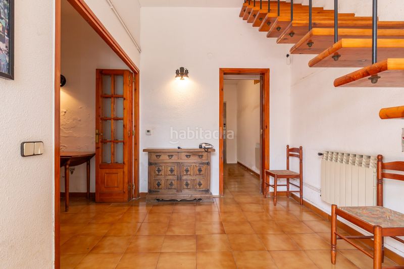 Foto 7ff429e3-8eb7-4dd2-a52f-78c1c1fc6b9a. Semi detached house with heating parking in Finestrelles Esplugues de Llobregat