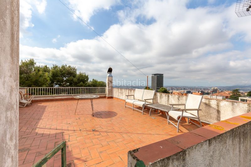 Foto 92d0fb99-21b6-4ecd-b471-375eb7905e5d. Semi detached house with heating parking in Finestrelles Esplugues de Llobregat