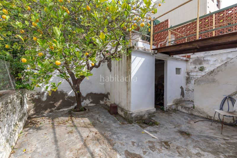 Foto 9ce6a56e-38c8-4dfe-8892-a133b401fda7. Semi detached house with heating parking in Finestrelles Esplugues de Llobregat