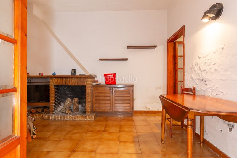 Foto af917fe5-d792-40dc-8101-400ef72d59da. Semi detached house with heating parking in Finestrelles Esplugues de Llobregat