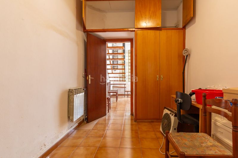 Foto f292bd02-4a29-4003-8b12-11911204beaf. Semi detached house with heating parking in Finestrelles Esplugues de Llobregat