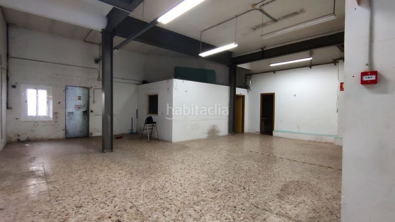 Foto 861413d9-8cbd-46ed-a36e-7c5e50350675. Local comercial a Centre Rubí