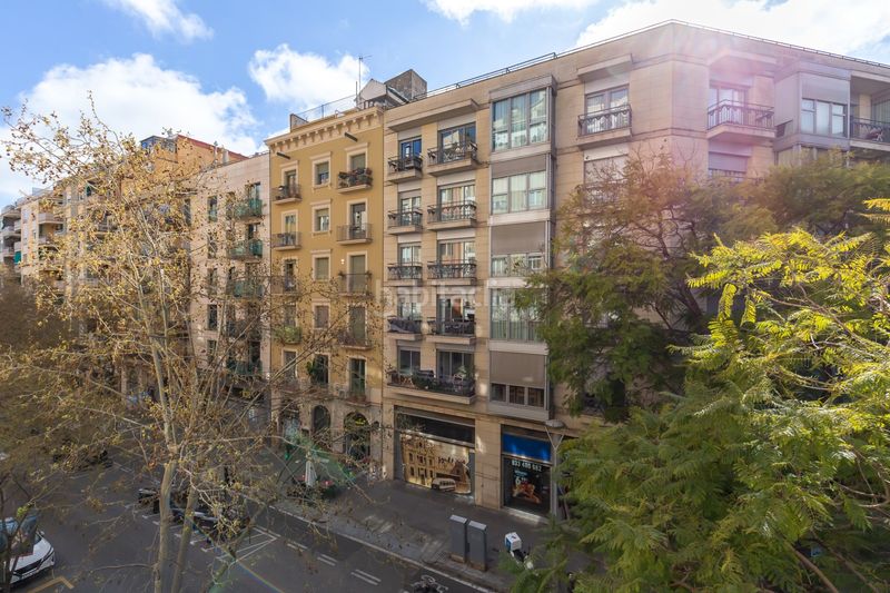 Foto 8a215e37-ee98-444d-b0af-892e40b57a21. Pis amb calefacció aparcament a Fort Pienc Barcelona