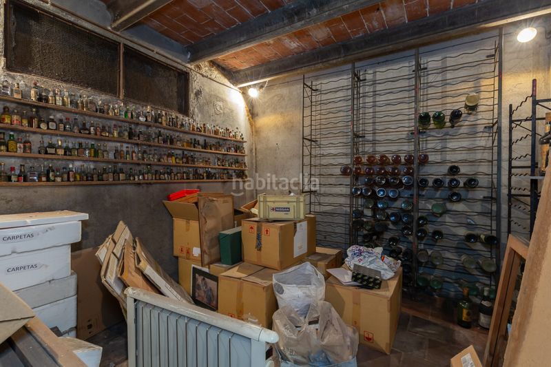 Foto 3d1f6f89-e517-4457-a763-29bf11d0417c. Casa adossada a Guinardó Barcelona