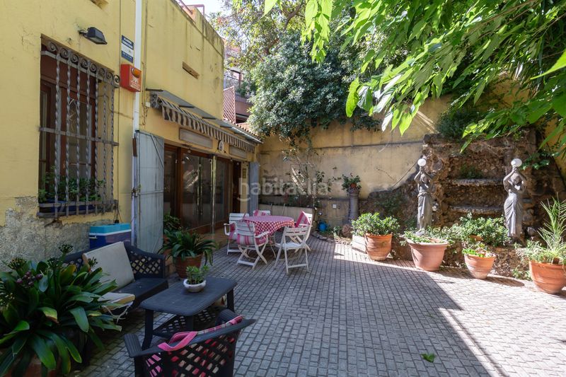 Foto ed669fc3-29c4-4c3b-9b80-1004c7872246. Casa adossada a Guinardó Barcelona