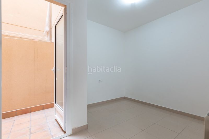 Foto c9fc1dbd-f3a5-49cf-b729-665e7071f386. Dúplex amb calefacció aparcament a La Plana Esplugues de Llobregat